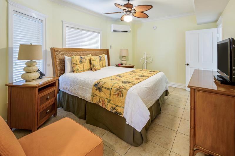 Coconut Beach Resort Key West Extérieur photo